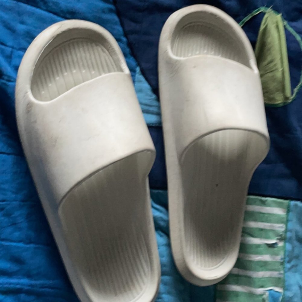 All white comfortable Men slides [U.S 10]